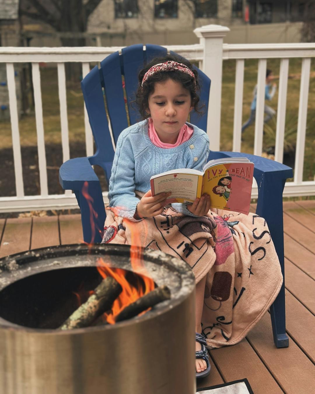 My outdoor girl (swiftie blanket and book)&#8230;